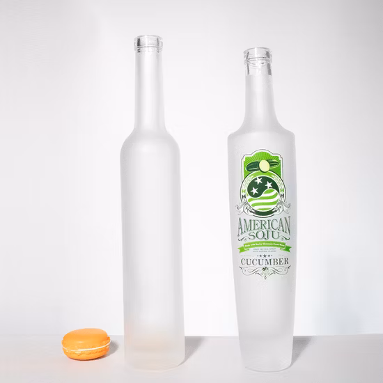 Personalizado 500 700 750 ml exclusivo fosco vodka espírito licor garrafas de vidro cilindro oval garrafas de vinho de sílex